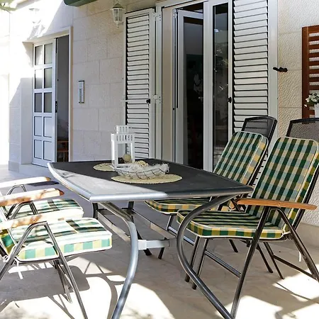 Apartments Villa Adria Bol Exterior photo