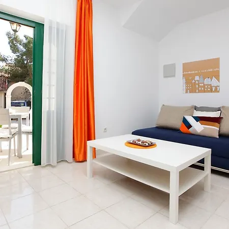 Apartments Villa Adria Bol Exterior photo