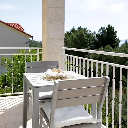 Apartments Villa Adria Bol Exterior photo