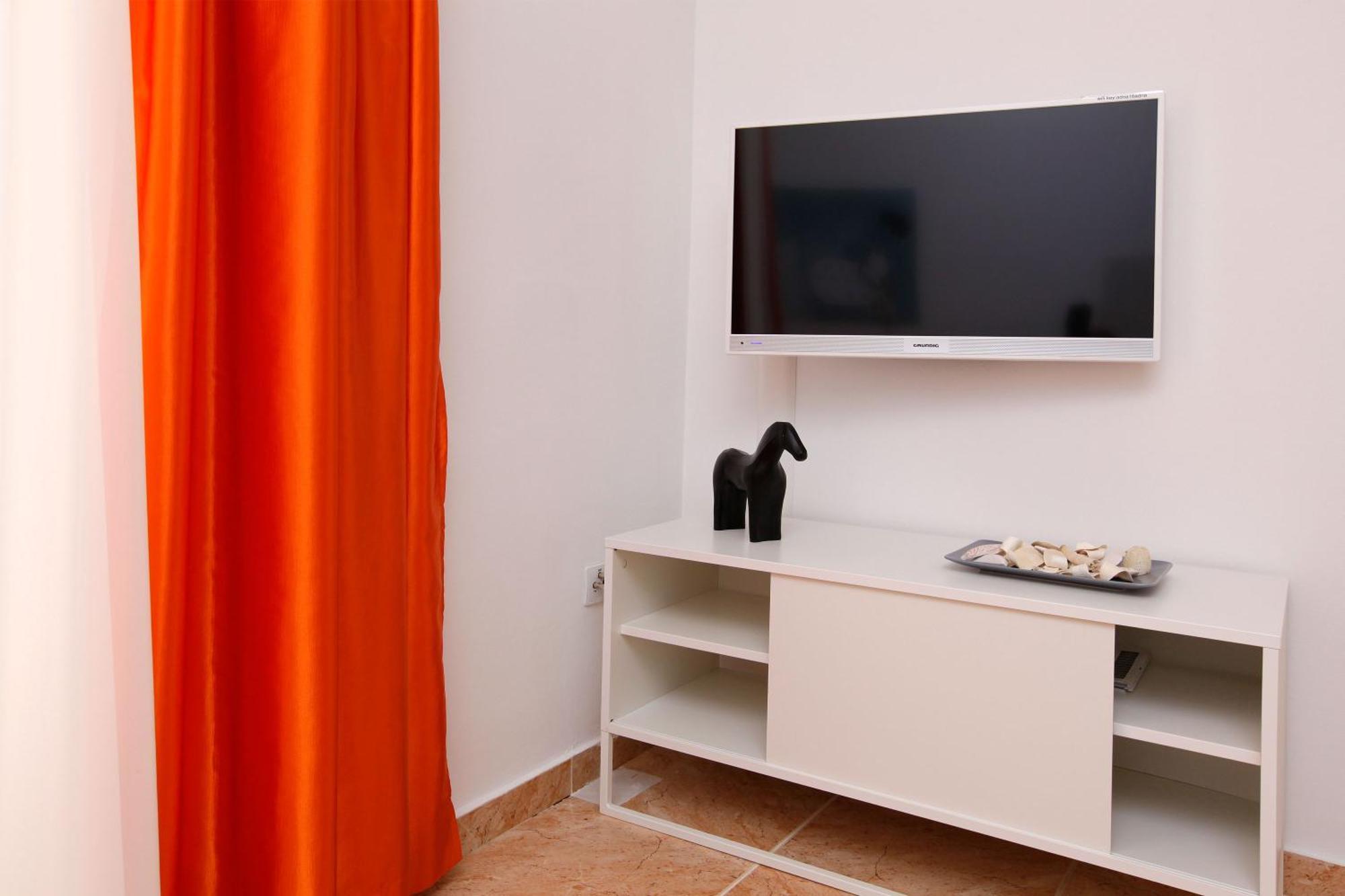 Adria Apartment *