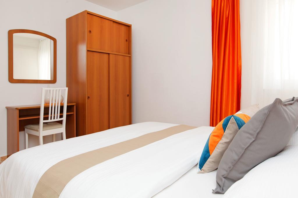 Apartment Adria *