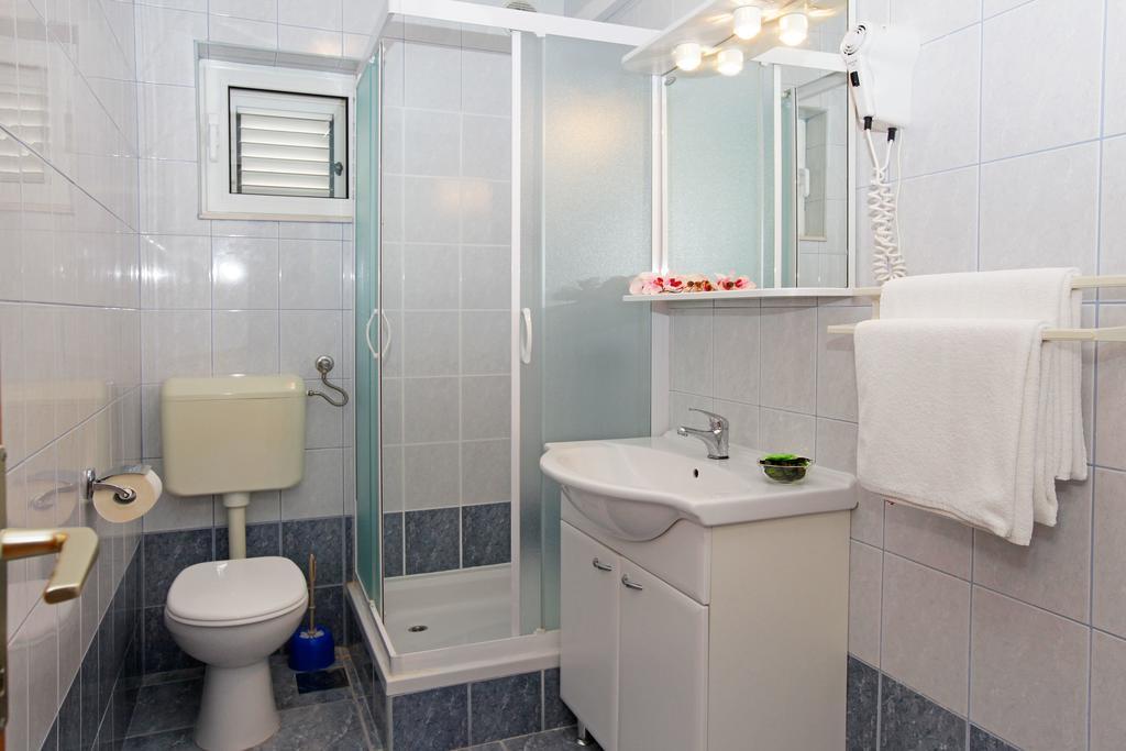 Apartment Adria Bol