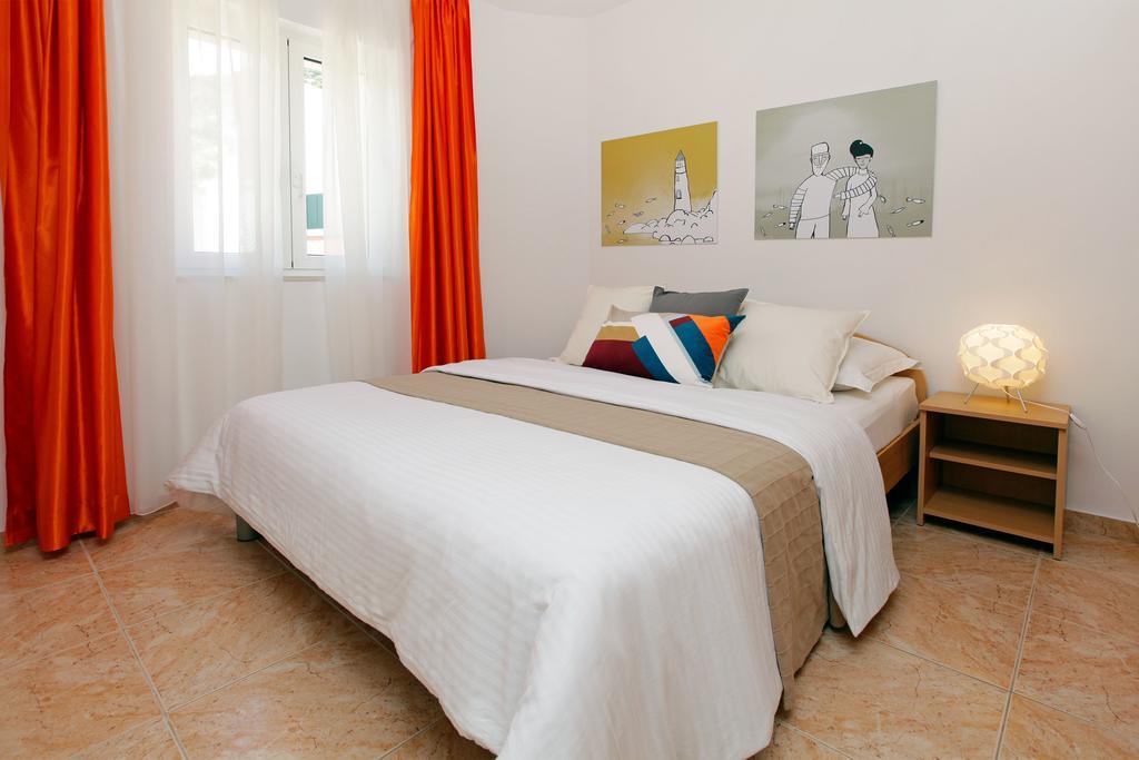 Apartment Adria Bol