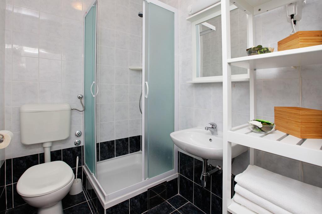 Apartment Adria *